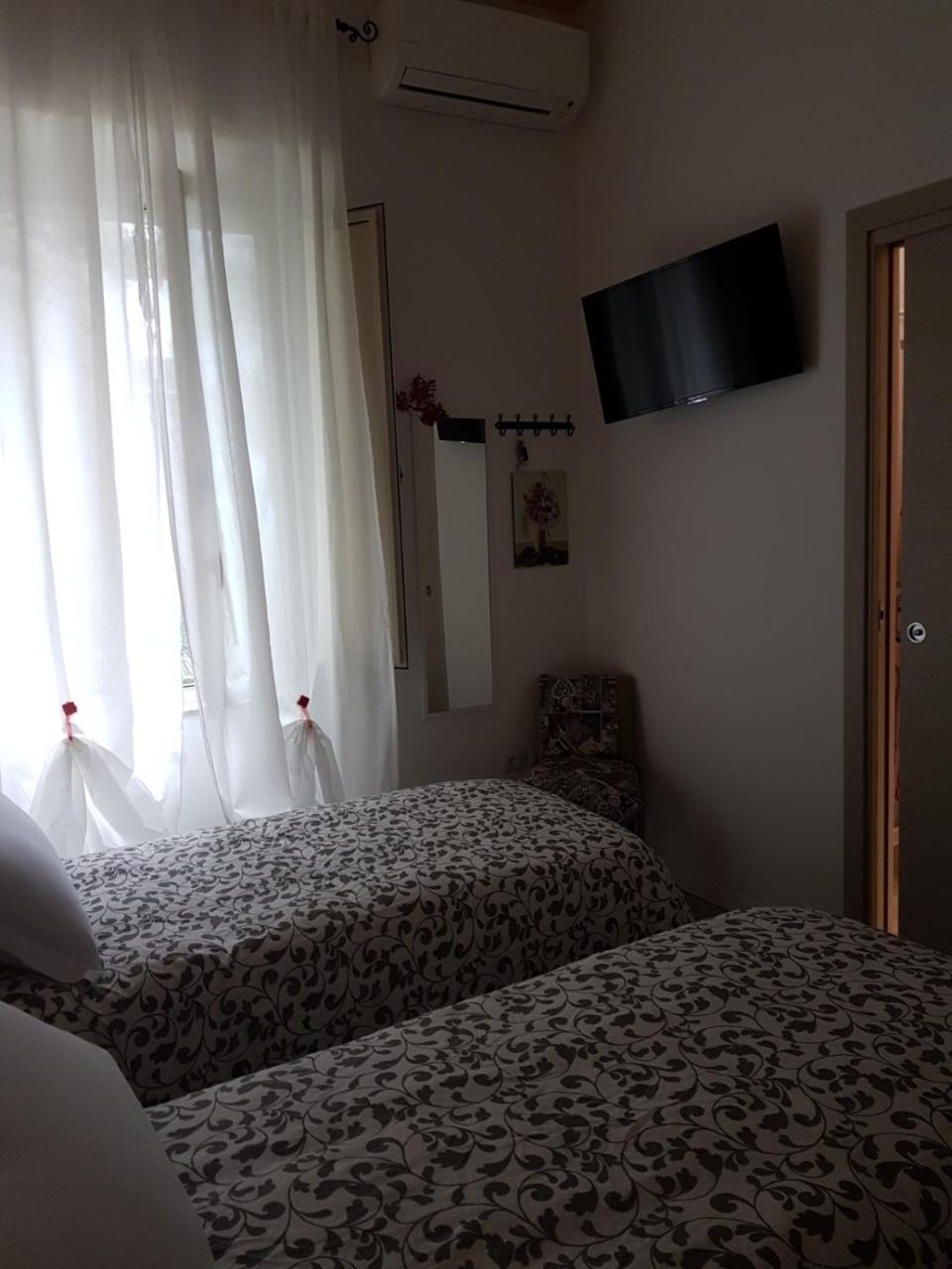 Il Giardino Di Vico Neve Bed & Breakfast Naples Exterior photo