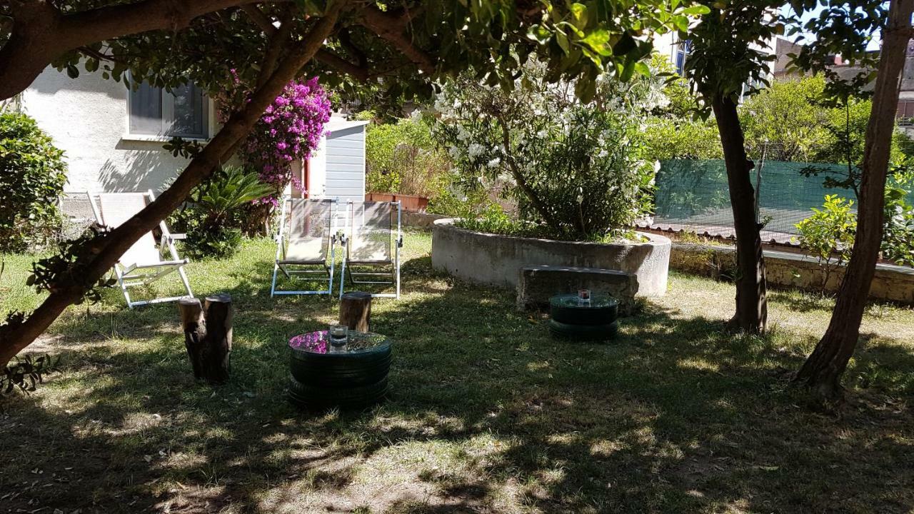 Il Giardino Di Vico Neve Bed & Breakfast Naples Exterior photo